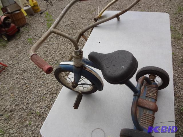 lot 137 image: Vintage Trike...