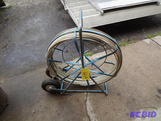lot 367 image: ReelSnakePuller...