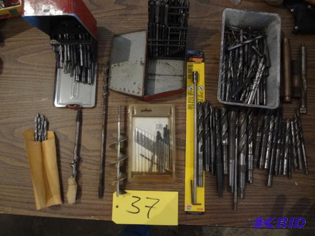 lot 37 image: Bits,Bits,Bits...