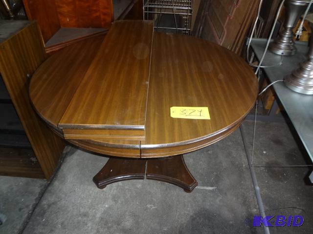 lot 374 image: Round Dining Room Table...
