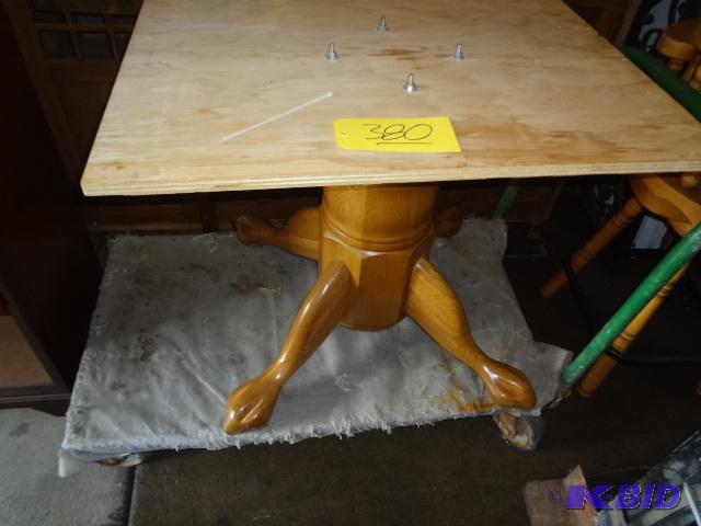 lot 380 image: Oak Table Base Only...