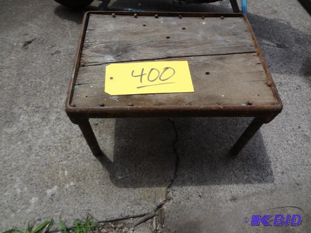 lot 400 image: Primitive Stool Base...