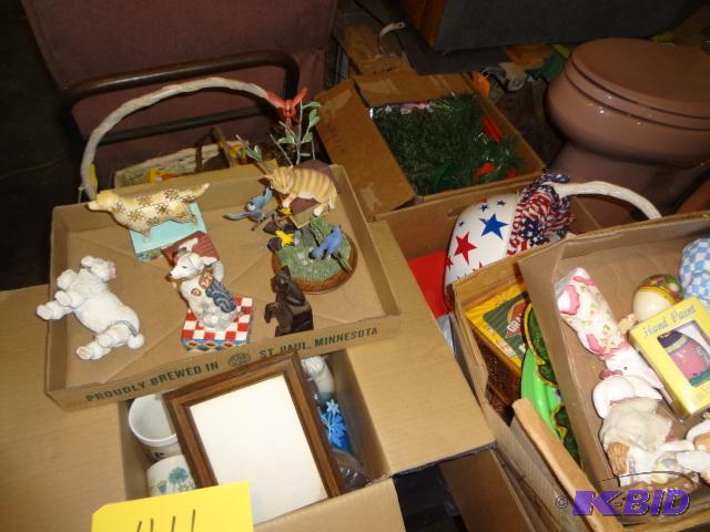 lot 411 image: Lot of Stuff...