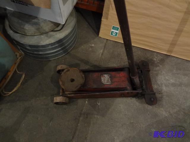 lot 45 image: Floor Jack...