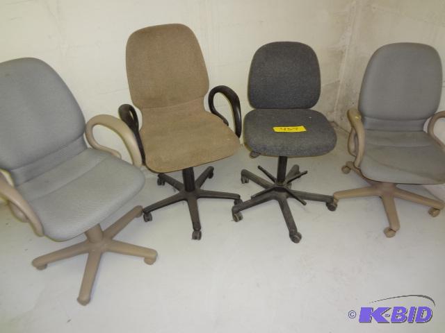 lot 459 image: Office Chairs...