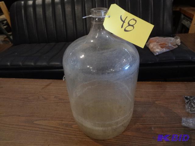 lot 48 image: Big Old Glass Bottle...