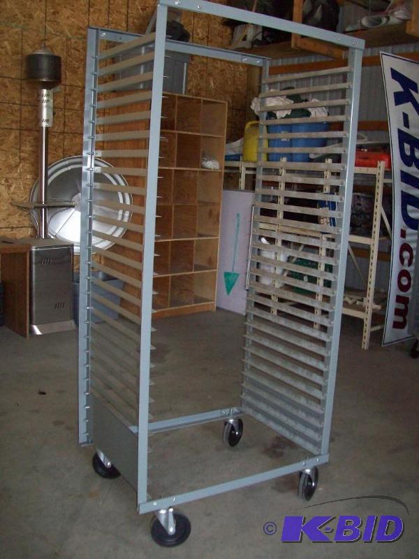 Metal rolling cart...