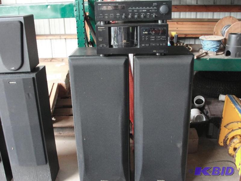 Pioneer CD Player with Technics Speakers...