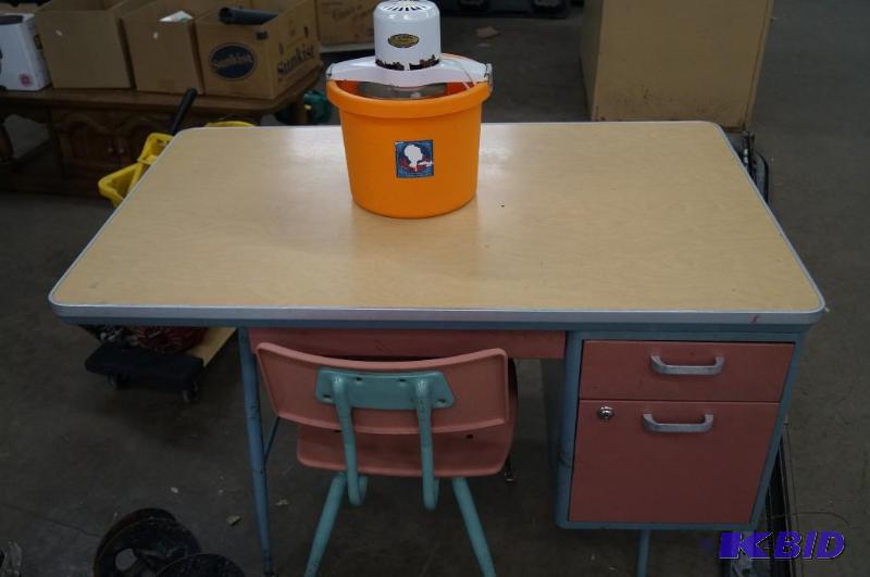 vintage pink and blue desk and chair also ice cream maker