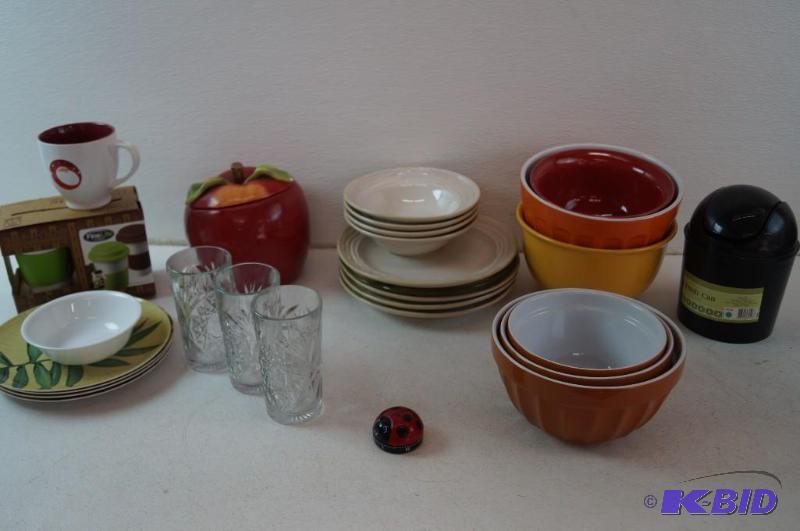 Bowls, plates and mugs