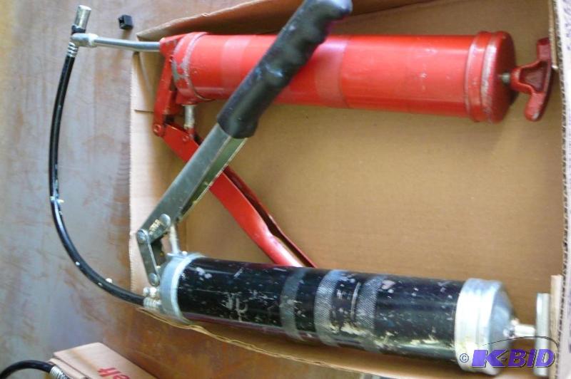 2 Grease Guns 1with straight end 1 Flex hose...