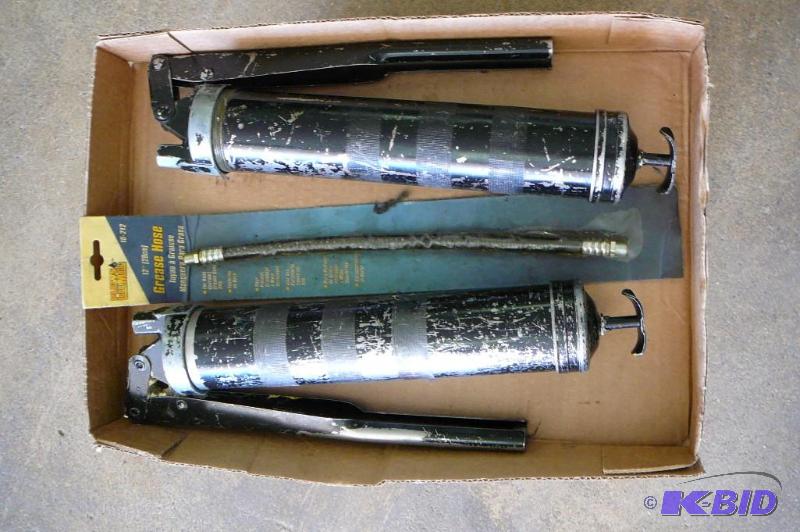 2 Grease Guns 1-Hose...