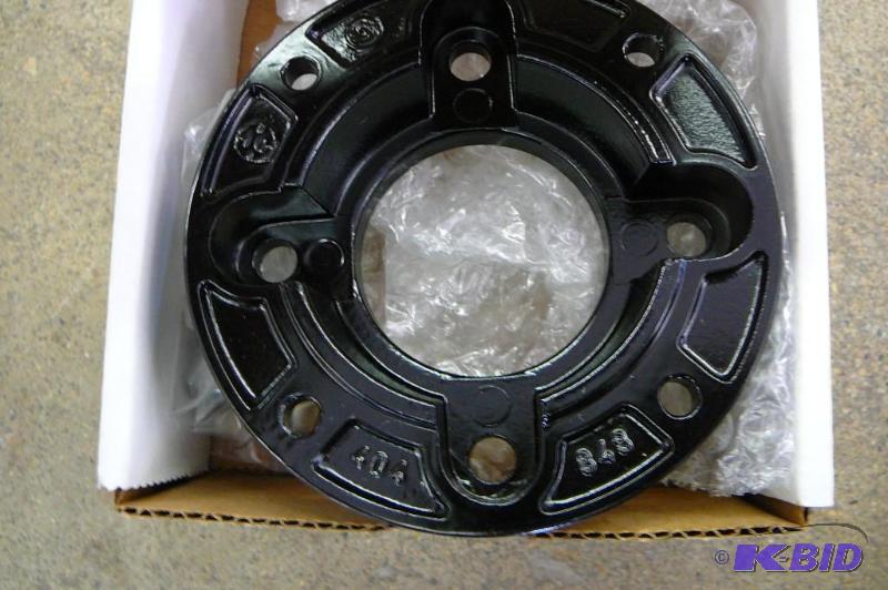 LENZE Americas Flange #13350441 1-NEW...