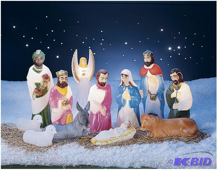 lot 61 image: 12-Piece Nativity Set N8842