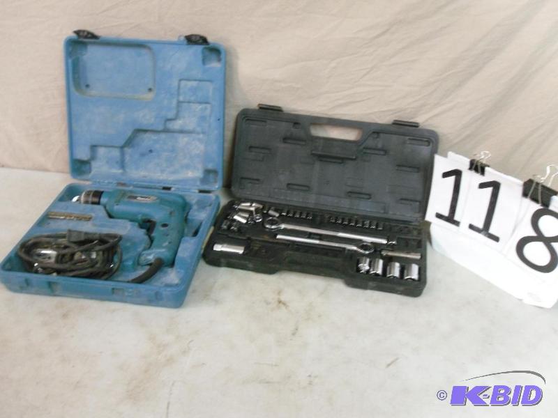 lot 118 image: Makita&nbspElectric Drill with Case (tested ...