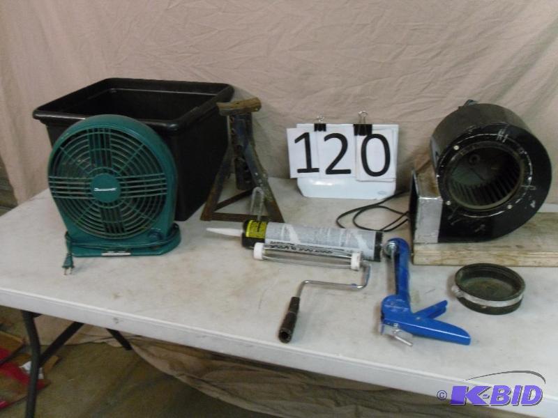 lot 120 image: Whirl Cage Fan (Tested and Works), Caulking G...