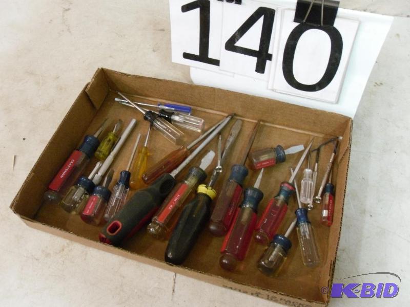 lot 140 image: Lot of Screwdrivers. Mostly Craftsman....