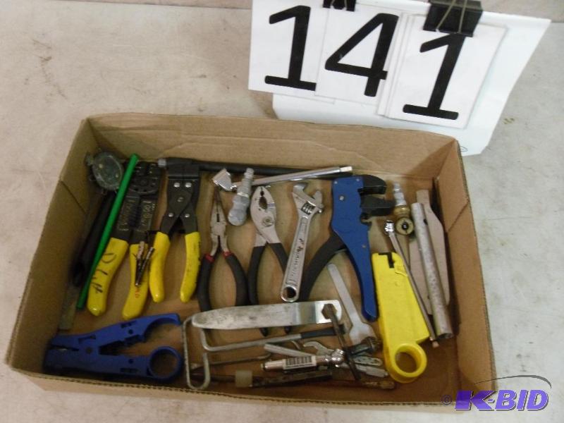 lot 141 image: Lot of Assorted Hand Tools. Electrical, Speci...