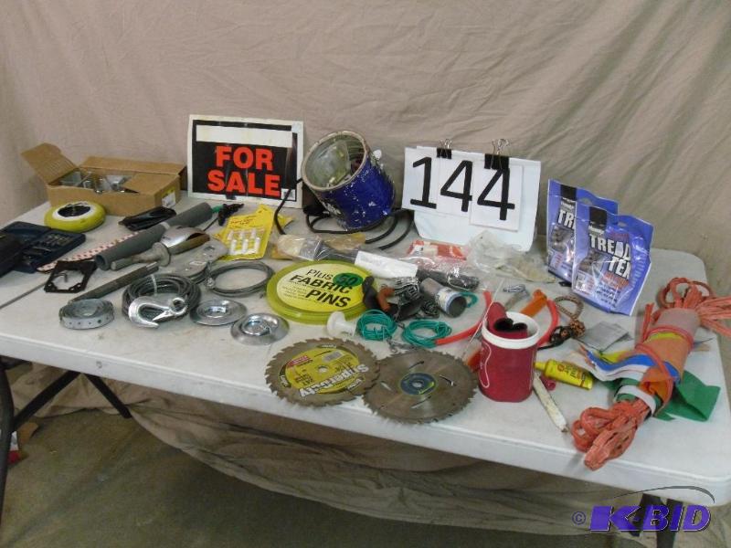 lot 144 image: Lot of Miscellaneous&nbspShop Items. Super G...