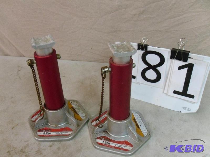 lot 181 image: Pair of 3 Ton Aluminum Jack Stands....