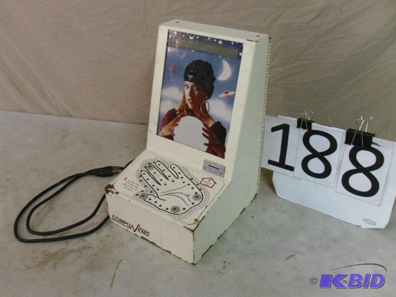 lot 188 image: Vintage Coin Op Novelty Skill Machine. Fortun...