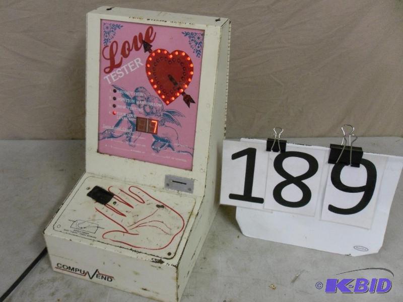 lot 189 image: Vintage Coin Op Novelty Skill Machine. Love T...