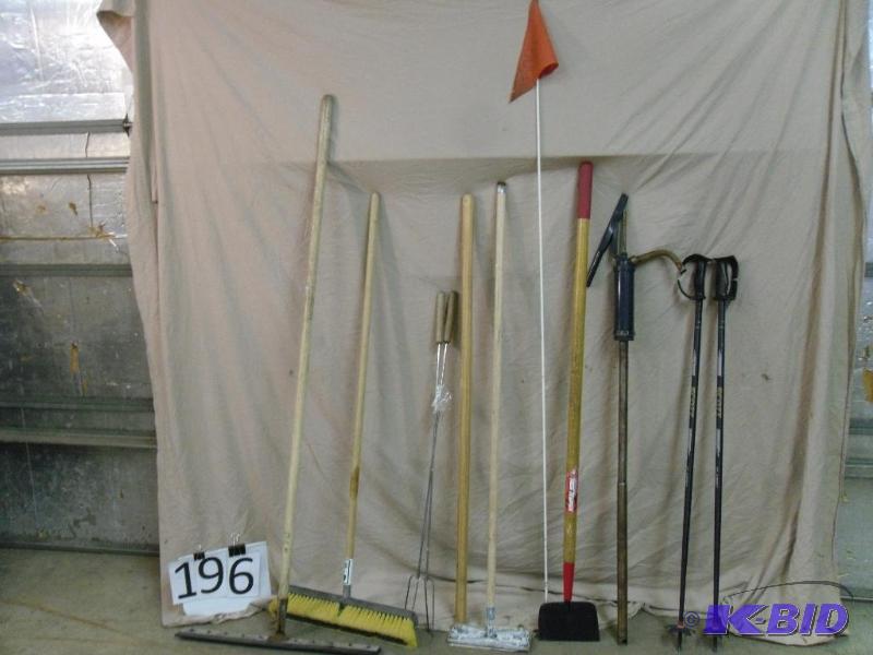 lot 196 image: Lot of Assorted Long Handled Tools. Pump, Scr...