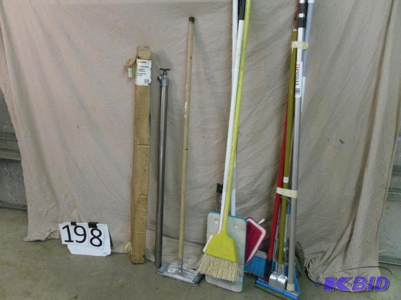lot 198 image: Lot of Long Handled Tools. Barrel Pump, Drywa...