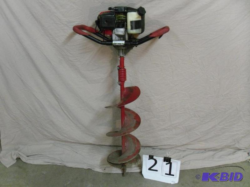 lot 21 image: Viper Earthquake 43cc Earth Auger   Pos...
