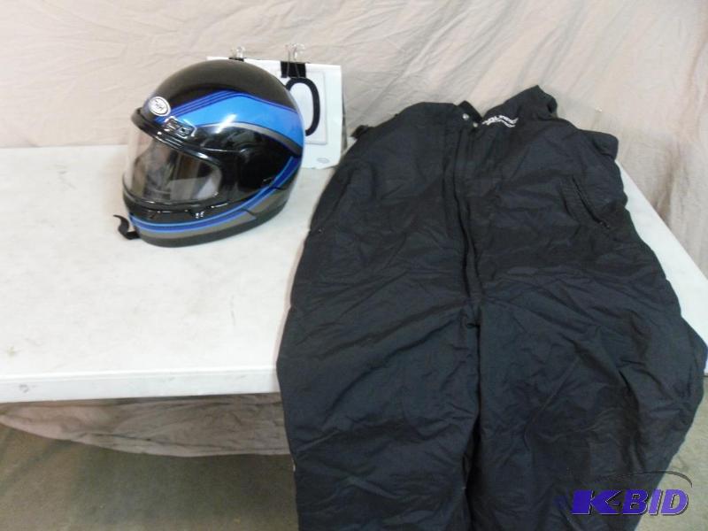lot 90 image: Polaris Indy Snowpants&nbsp2XL and THH Helme...