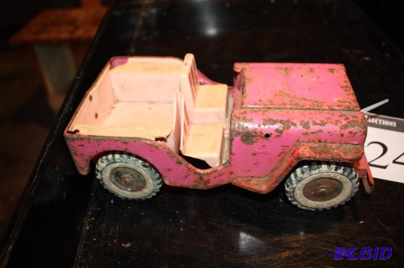 lot 246 image: Vintage pink metal toy car...