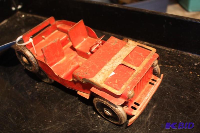 lot 295 image: Willys metal red toy car...