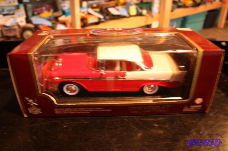 lot 301 image: 1956 Chevrolet die-cast metal bel air with mo...