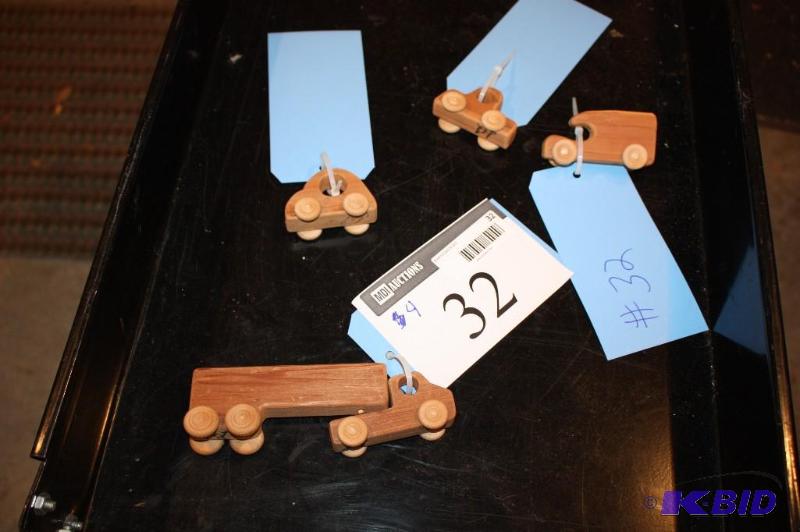 lot 32 image: Lot of (4) items including (2) wooden toy car...