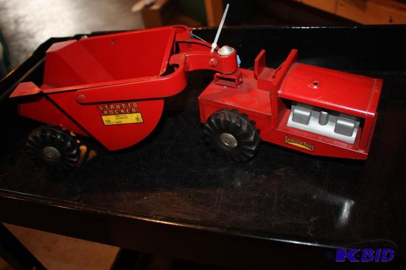 lot 337 image: Structo&nbsprocker toy with movable parts...