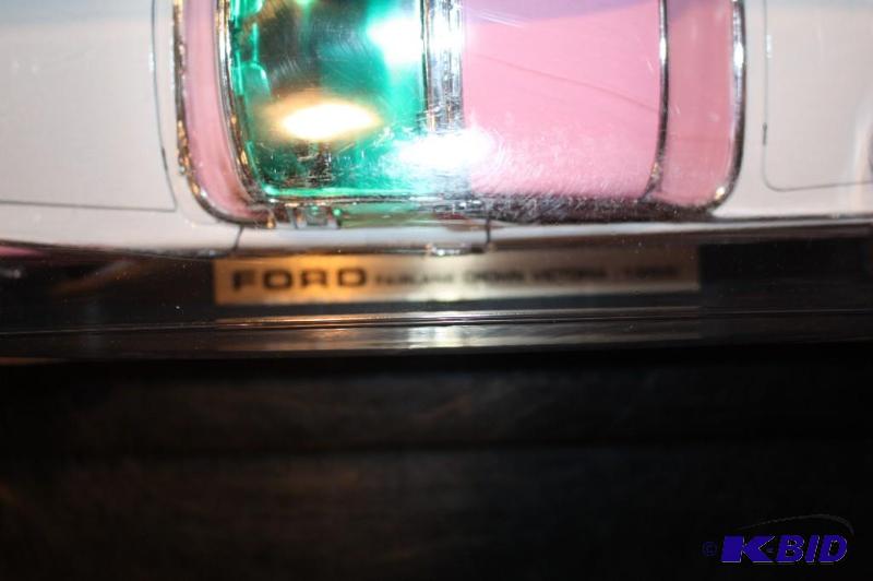 lot 403 image: 1955 Ford fairlane crown victoria die-cast me...