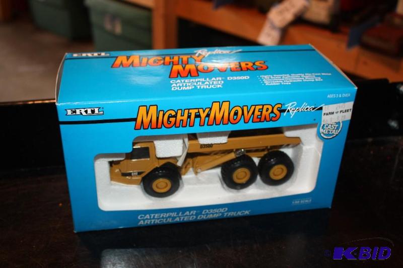 lot 436 image: Mighty Movers Caterpillar D350D articulated d...