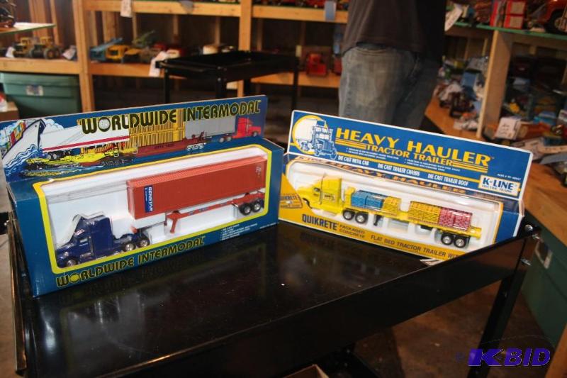 lot 481 image: Lot of (2) items including a Worldwide Interm...