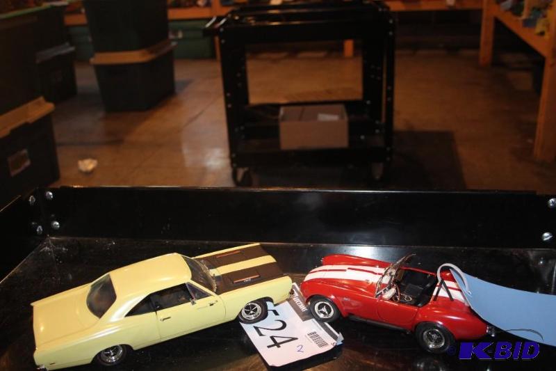lot 524 image: 1989 plymouth&nbsp118 scale toy car and a S...
