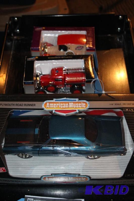 lot 558 image: Lot of (3) items including a liberty classic ...