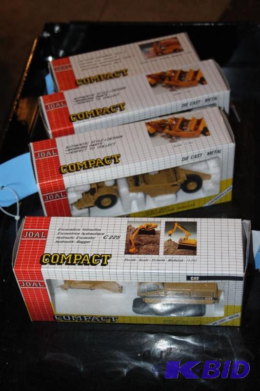 lot 578 image: Lot of (4) items including a Compact elevator...