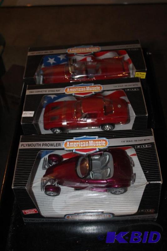 lot 584 image: Lot of (3) items including a collectors editi...
