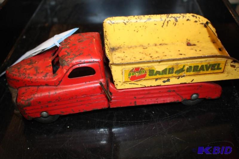 lot 70 image: Buddy sand and gravel toy truck...