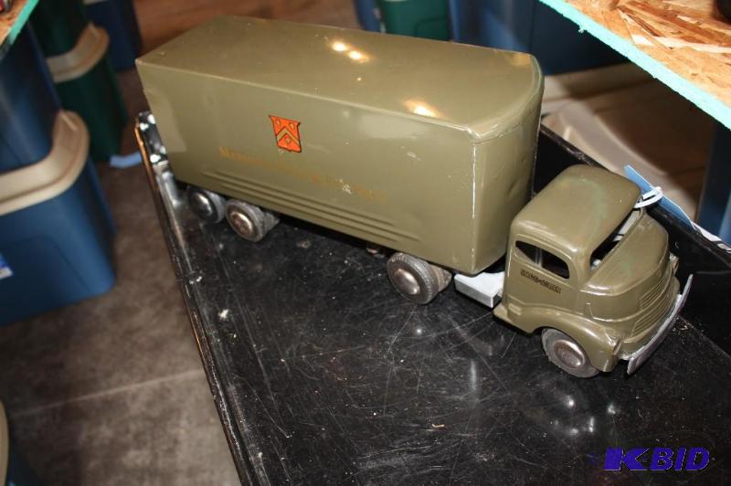 lot 73 image: Smith Miller Marshall Field & Company toy...