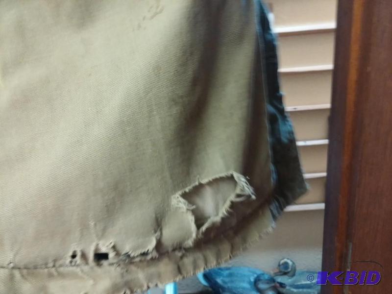 lot 8 image: Vintage Army Jacket...