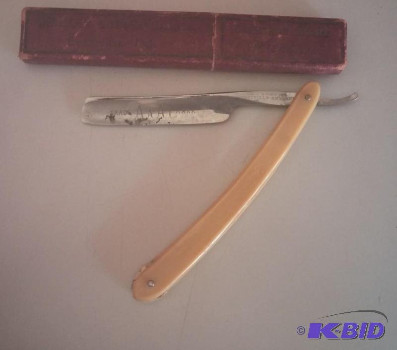 Vintage Razor...