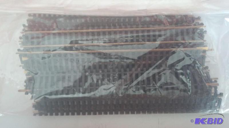 Lot of HO Scale Train Track...