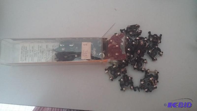 Large Lot of HO metal wheels...
