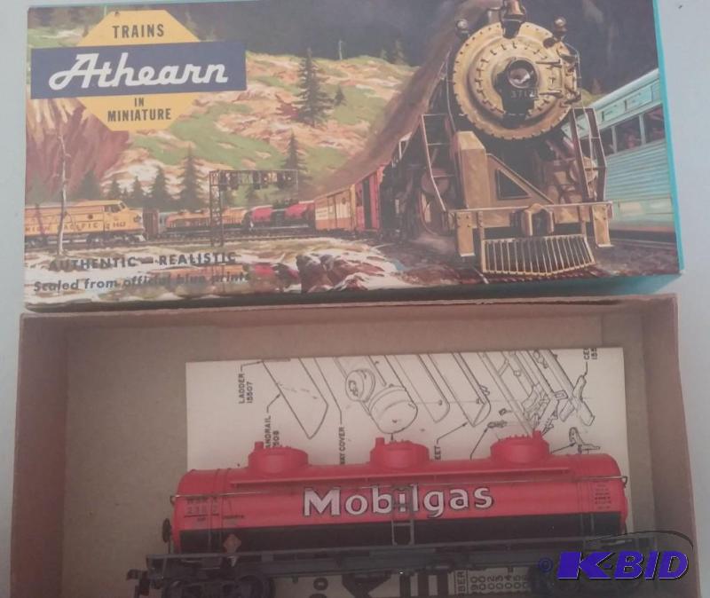 Athearn Mobile Gas HO Scale Car...