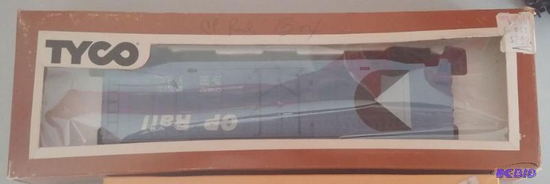 Tyco Box Car HO Scale...